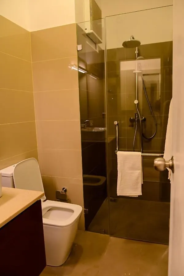 Ocean Breeze - Udaya Luxury Apartments Negombo 0*,  Sri Lanka